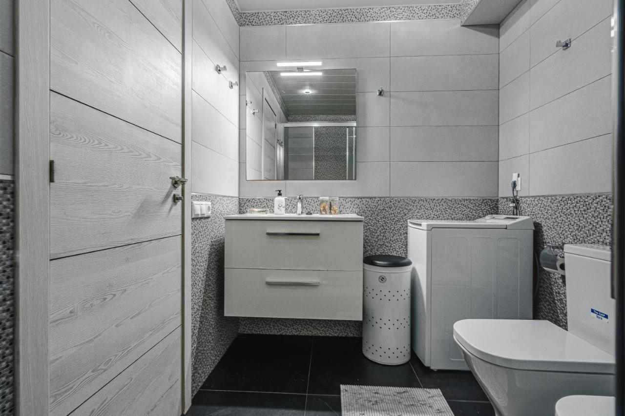 Amazing 3 Bedroom Apartment On The First Line Of The Best Las Americas Beach, Air Conditioner And Terrace Ocean View Playa de las Americas  Exterior foto